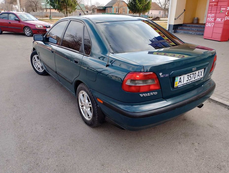 Продам volvo s40