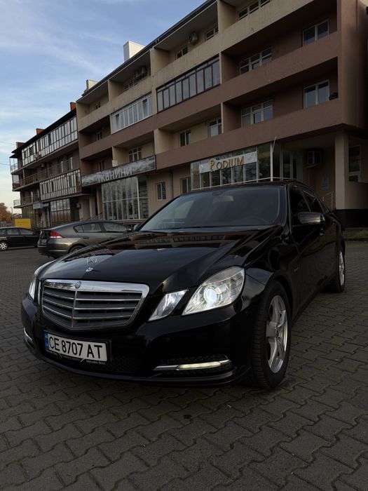 Продам своє авто Mersedes E w212