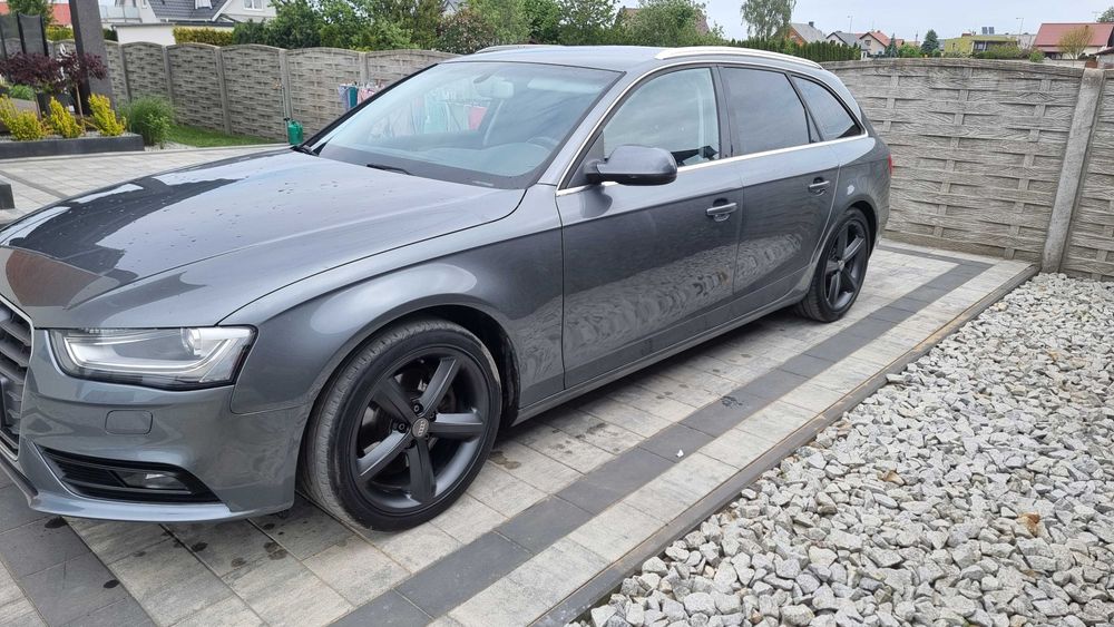 Audi A4 B8 FL 2.0 TDI 150KM poliftowe