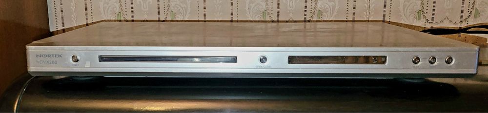 DVD  плеер Nortek