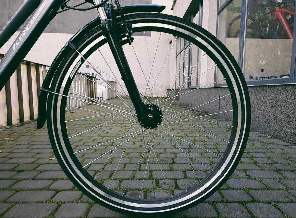 Kross Trans 4.0 Lady V-Brake, grafitowy, 28", rozm. L - WYPRZEDAŻ!