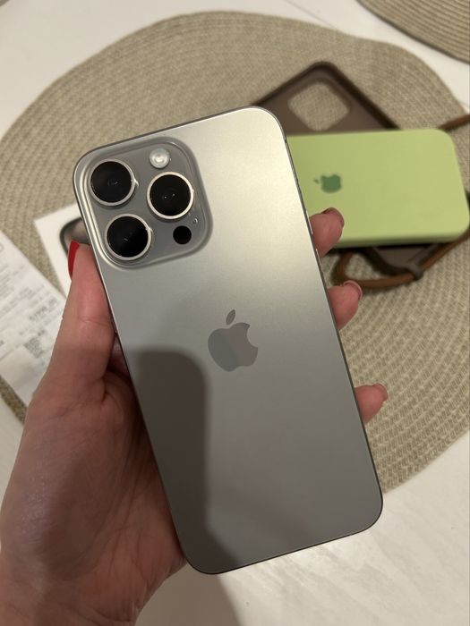 Iphone 15 pro max 256g идеал