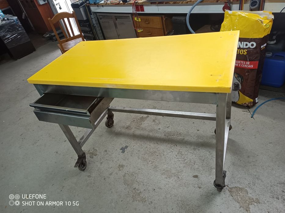 Mesa de corte de carnes433331571440363524