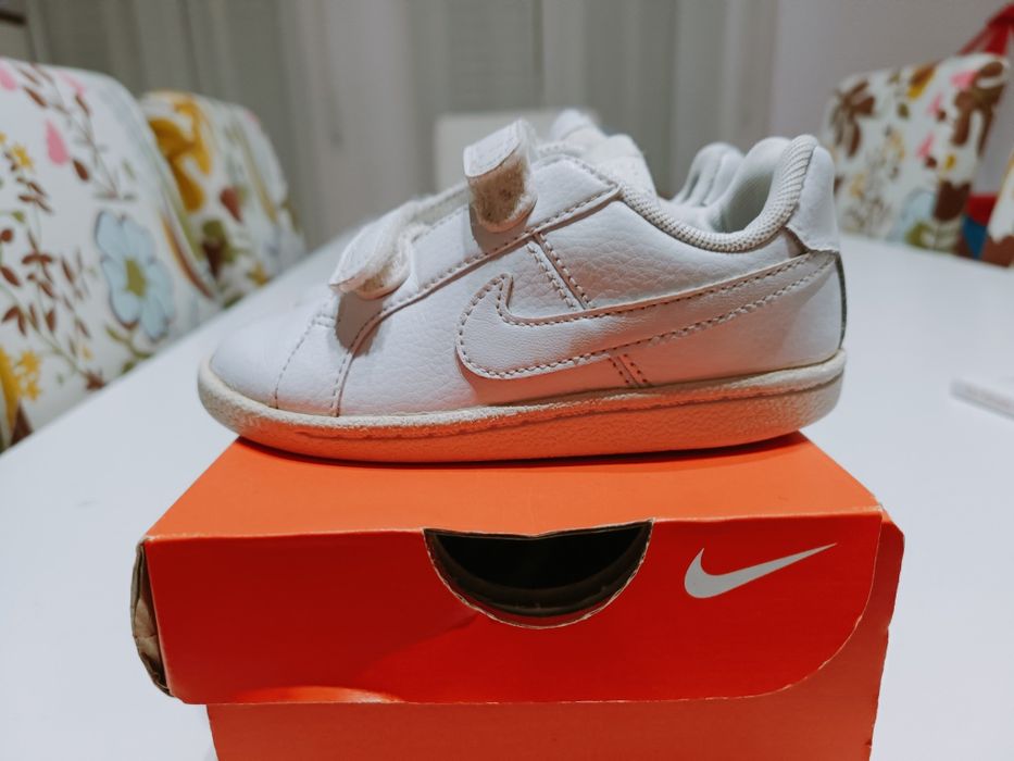 Sapatilhas Nike brancas