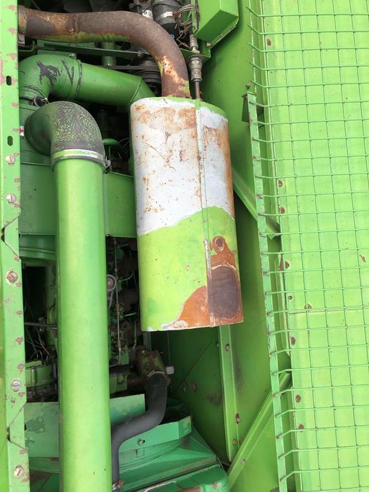 John Deere 1072 комбайн зернозбиральний