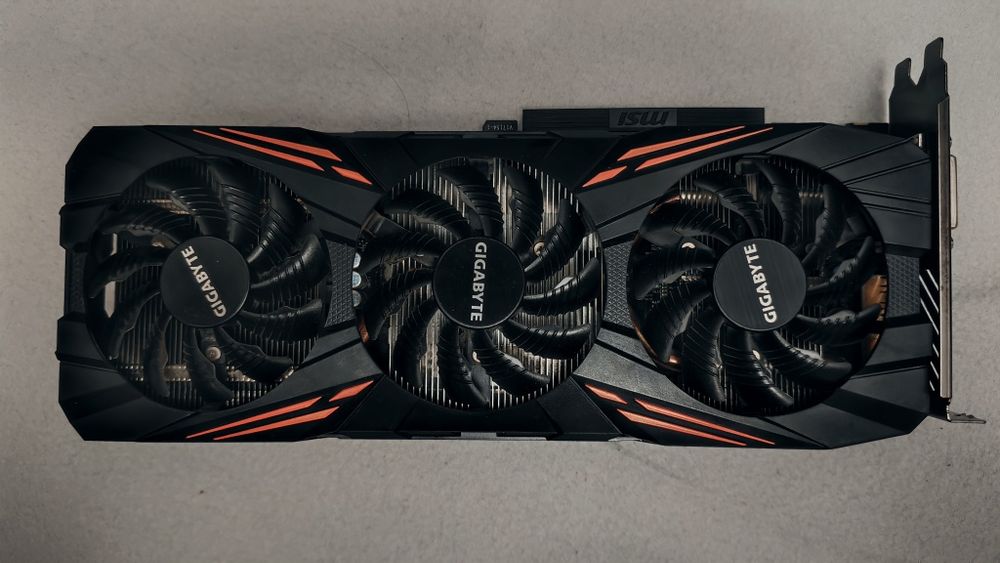 Відеокарта Gigabyte 1070