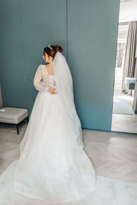 Весільна сукня розмір М