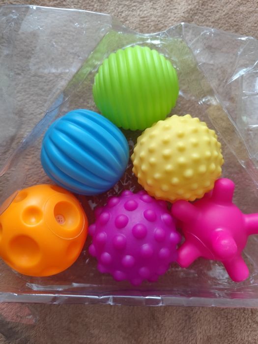 Дитячі іграшки від 1+ за все 200 грн