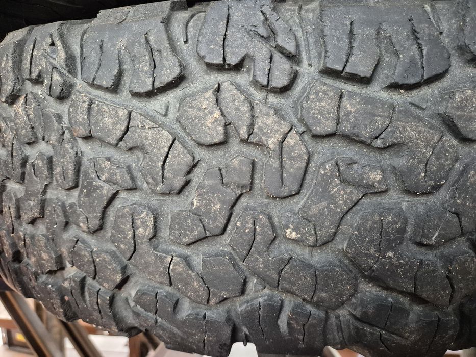 4 Bfgoodrich AT 235/85 R16