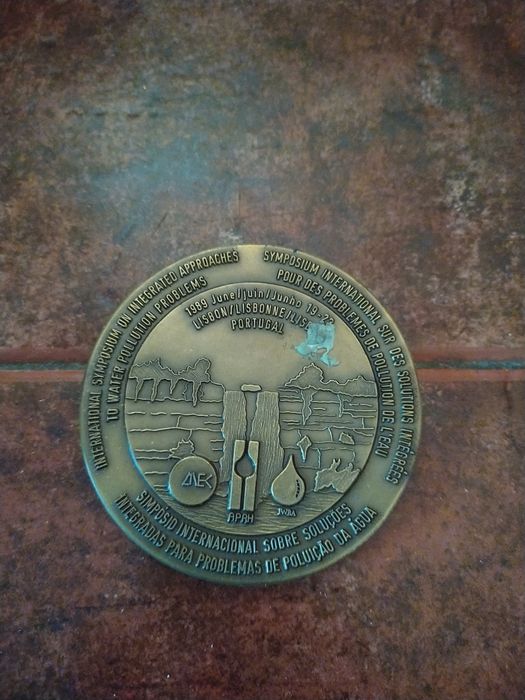 Medalha.          .