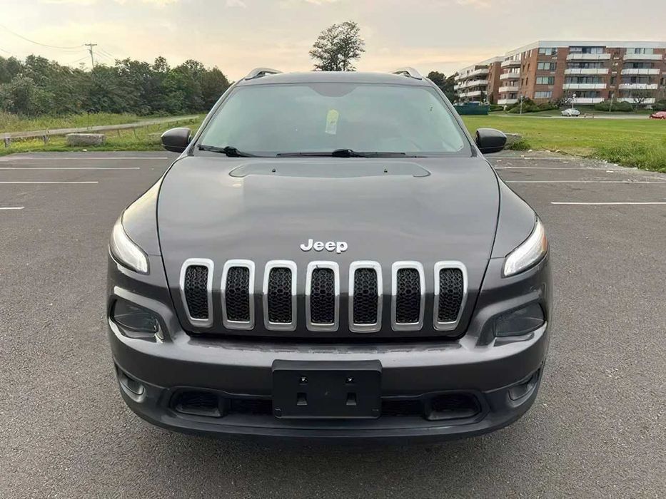 Jeep Cherokee      2017