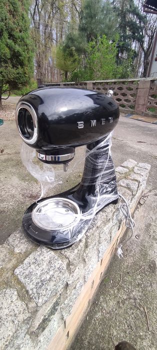 Robot planetarny Smeg SMF03