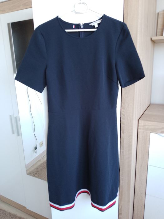 Sukienka Tommy Hilfiger roz 38