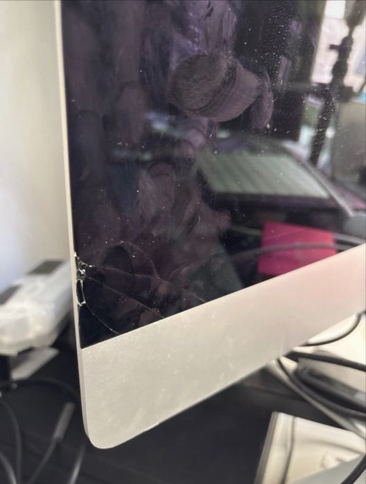 Apple iMac 21.5” Retina 4K 2019 i5 6-Core 8GB Radeon
