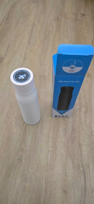 Garrafa Térmica Inteligente UV‑C – Auto‑Esterilizante | NOVA
