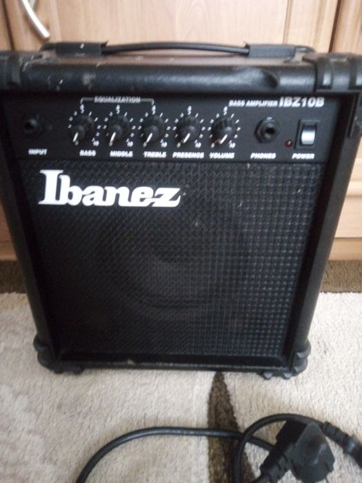 Wzmacniacz do gitary elektrycznej Kolumna