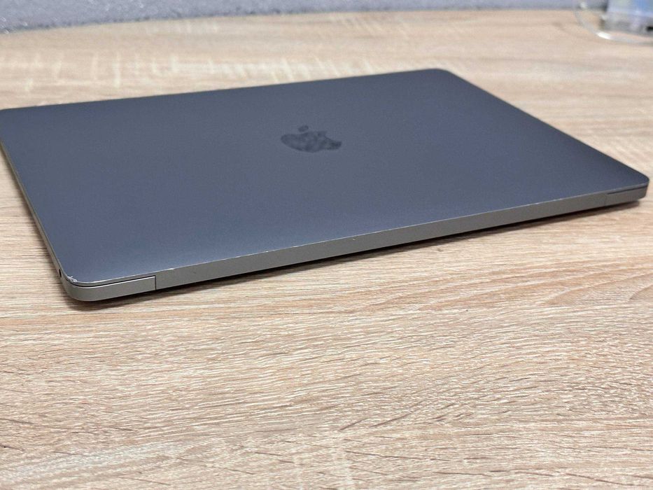 MacBook Air M1 2020 8Gb Ram/256 SSD Space Gray/Gold 96Ц Макбук Аір м1