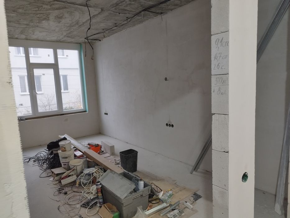 Продається 2 кімнатна квартира.Центр