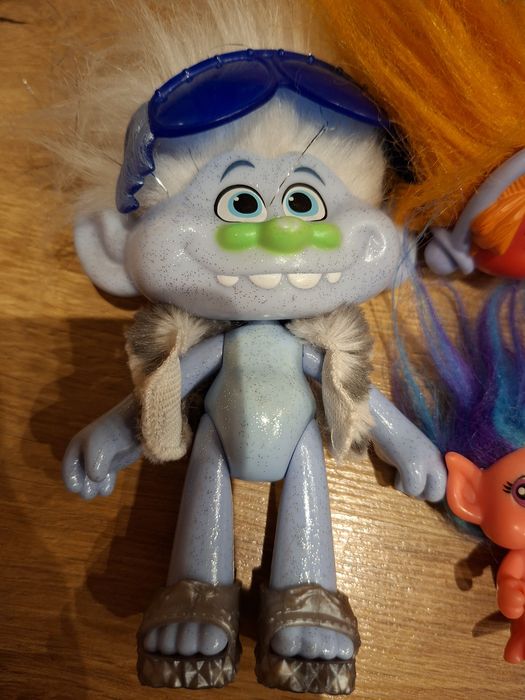 Trolle figurki 8szt