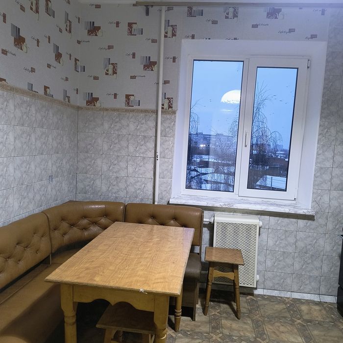 Здам квартирув центрі міста вул.Гетьмана Полуботка,б. 84