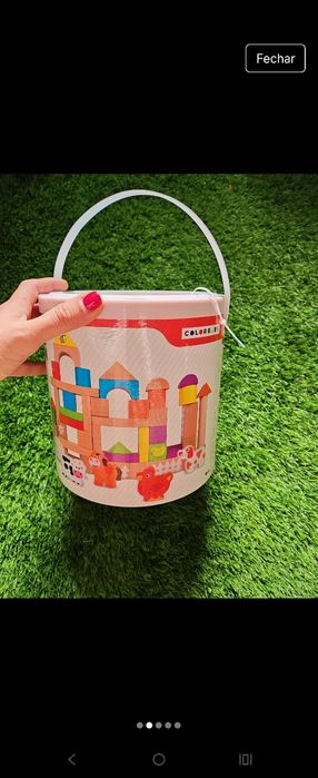 Brinquedo em  madeira