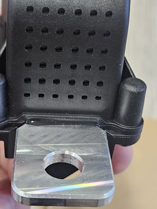 Tesla пиропатрон оснавной батаре
Model Y Model 3 1064689-00-J