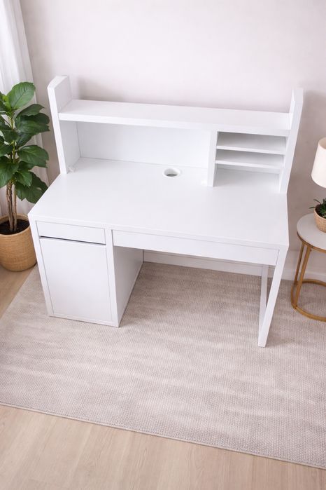 Biurko toaletka z Ikea Micke