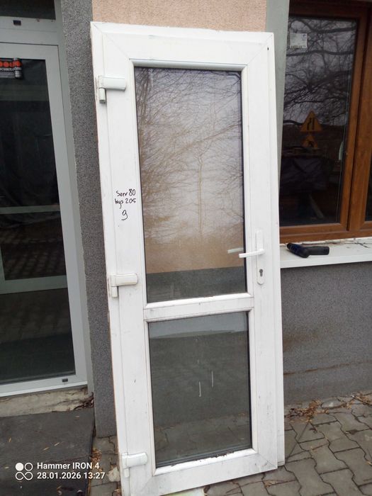 Okna drzwi aluminiowe / plastikowe