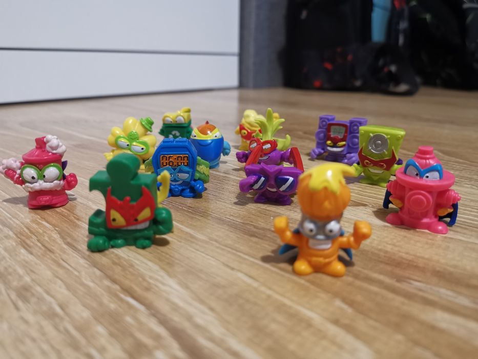 Figurki super zings 13 szt.