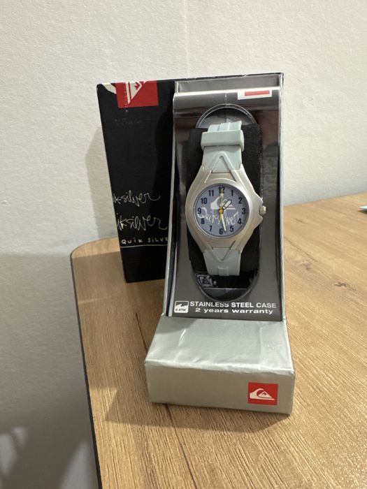 Часы Quicksilver Y005BR