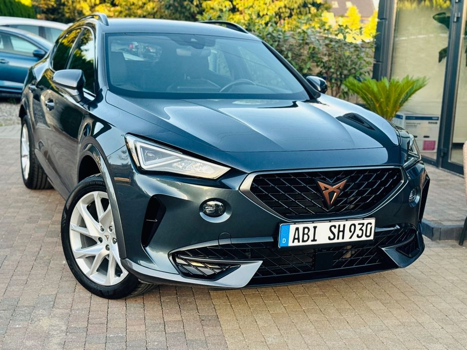 Cupra Formentor Kamera Cofania BLIS Klimatronik Tempomat Aktywny Nawigacja
