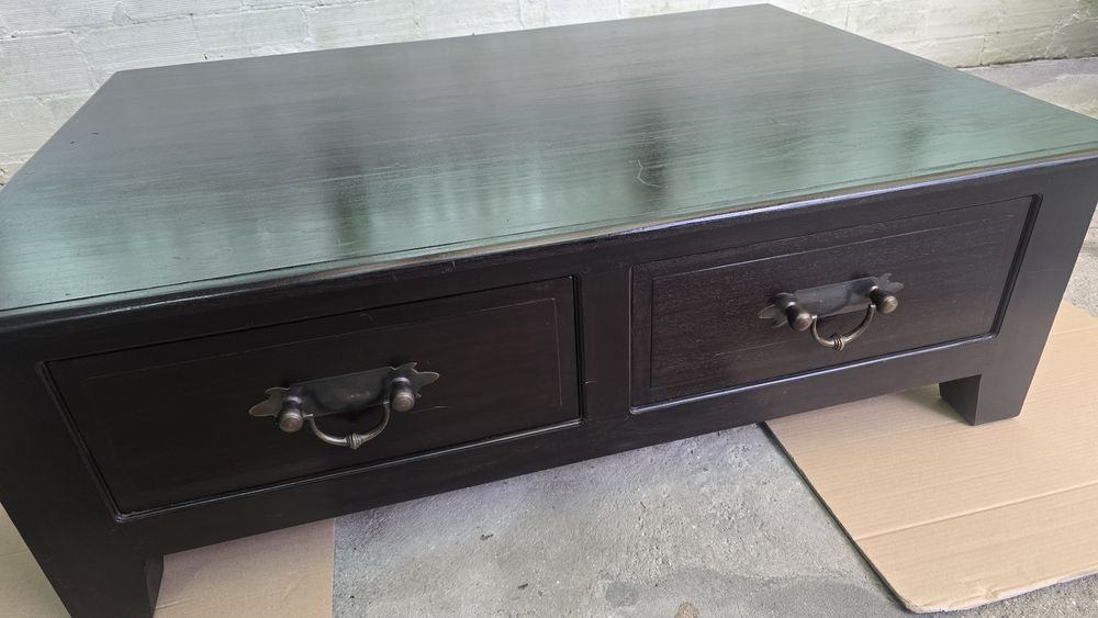 Mesa de Apoio de qualidade e alto Padrão com 4 Gavetas totalmente em Mogno Preto