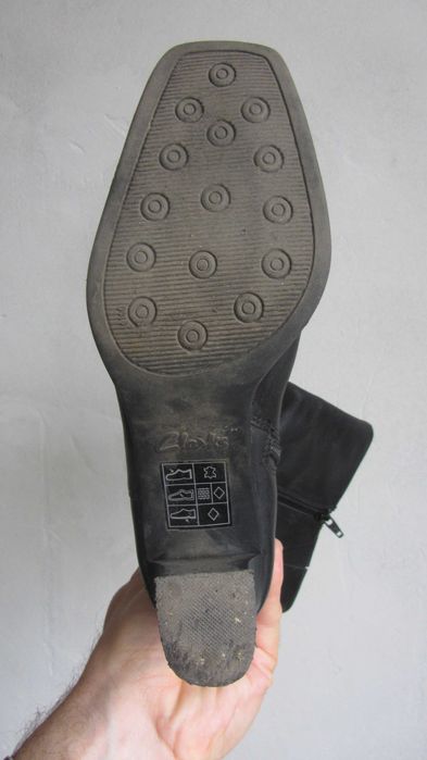 Сапоги на каблуке Clarks стелька 25 см