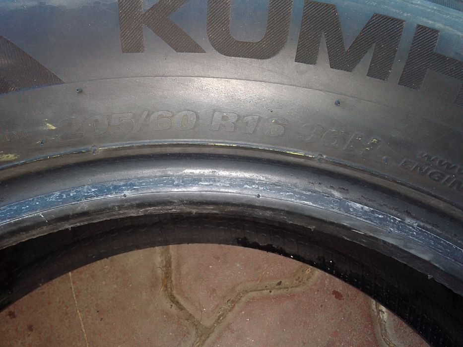 Opona zimowa 205/60r16 KUMHO 2022r 6mm