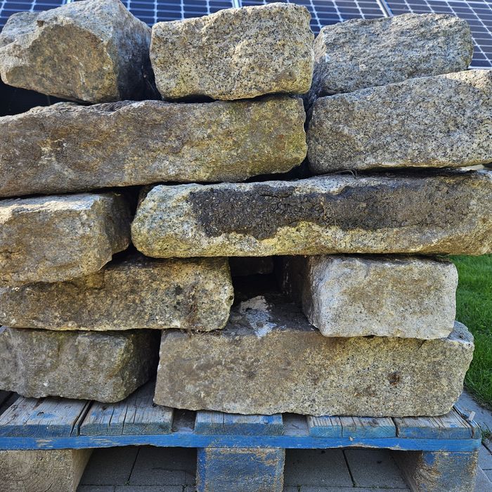 Granit . Palisada oporniki. Obrzeża granitowe. Kostka granitowa.