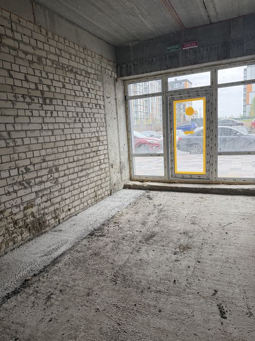 Оренда комерційного примішення 21 кв.м в самому центрі Вишневого,ЖК Атмосфера
