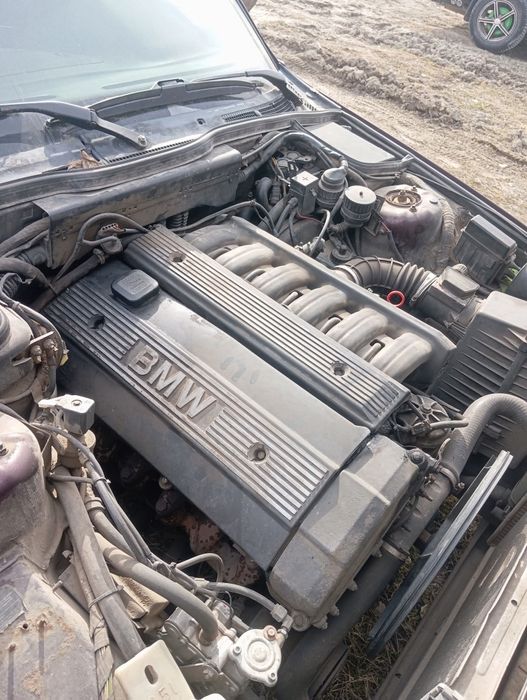 Продам двигуна BMW M50B25 на чавуному блоці