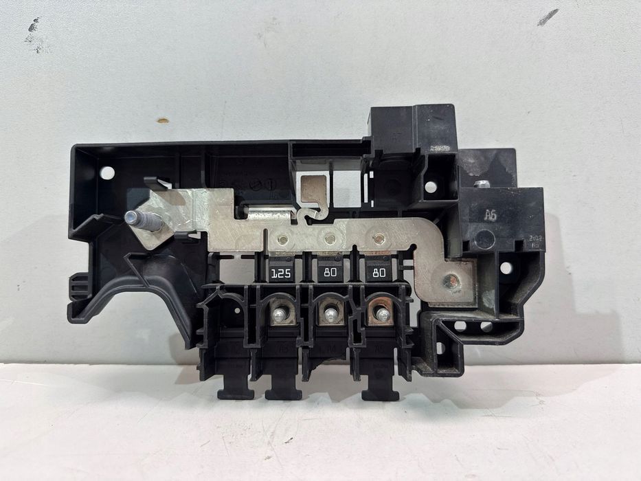 MERCEDES CLA X118 КОРОБКА ЗАПОБІЖНИКІВ A1775404407