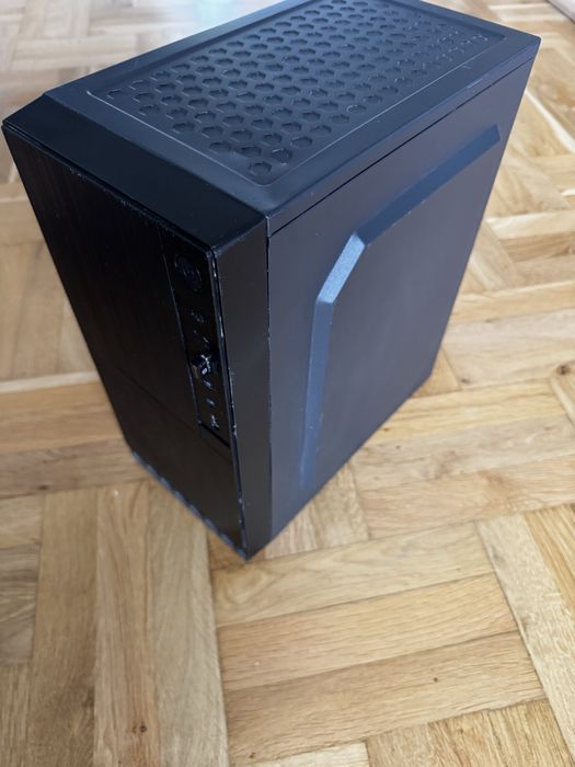 Komputer pc 4gb ram 2 dyski