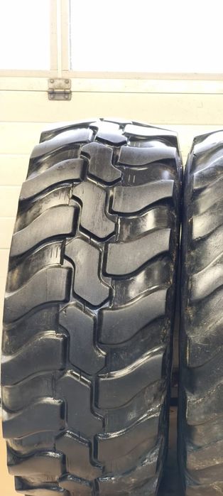 365/70R18 Dunlop SP T9