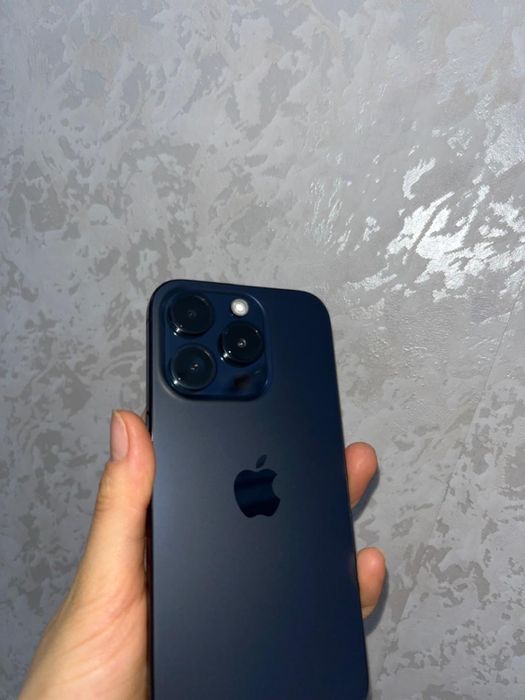 Продам айфон 15 pro на 128 Gb