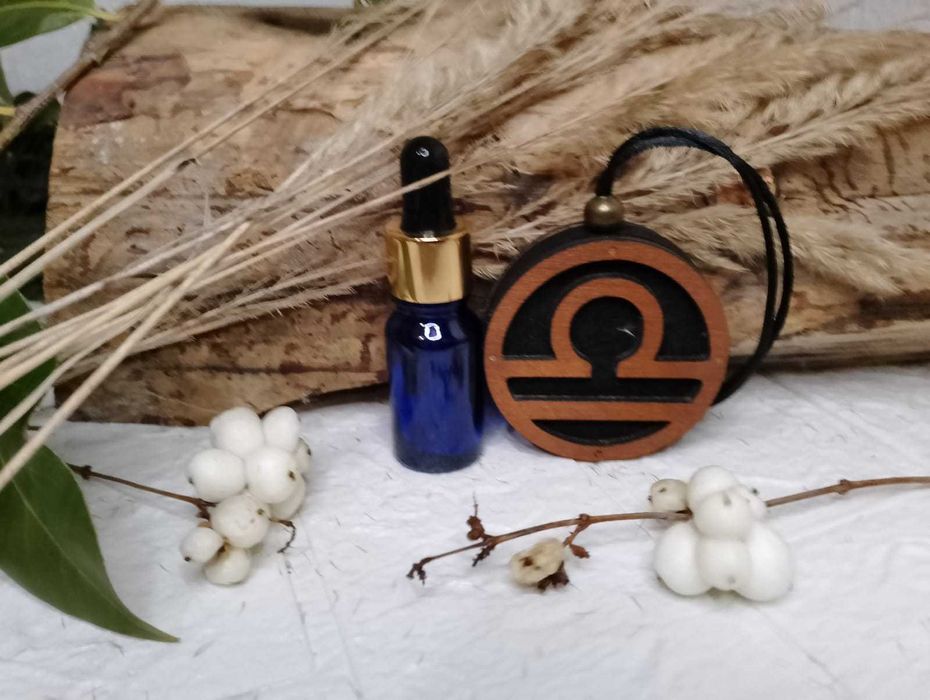 Unikalne zapachowe zawieszki do auta lub domu – Grawerowane