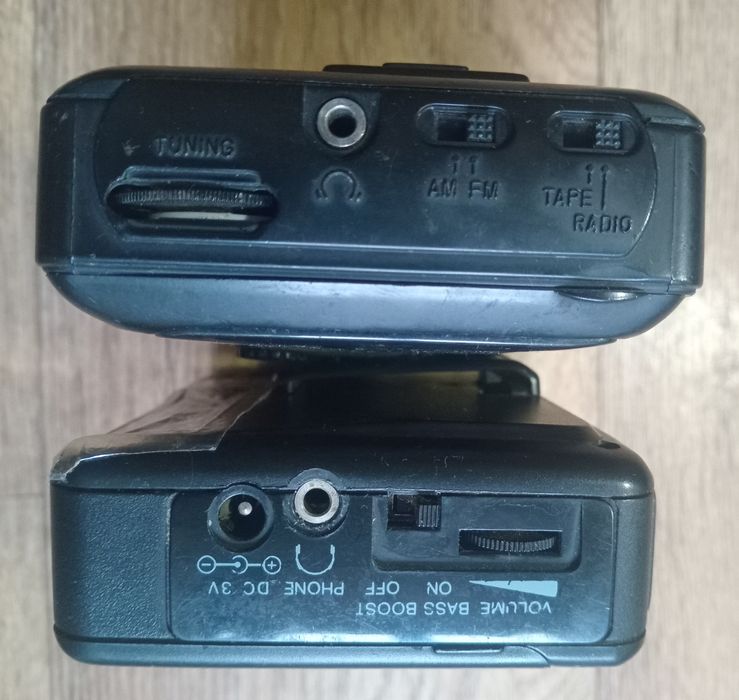 Аудиоплеер кассетный. 2 штуки