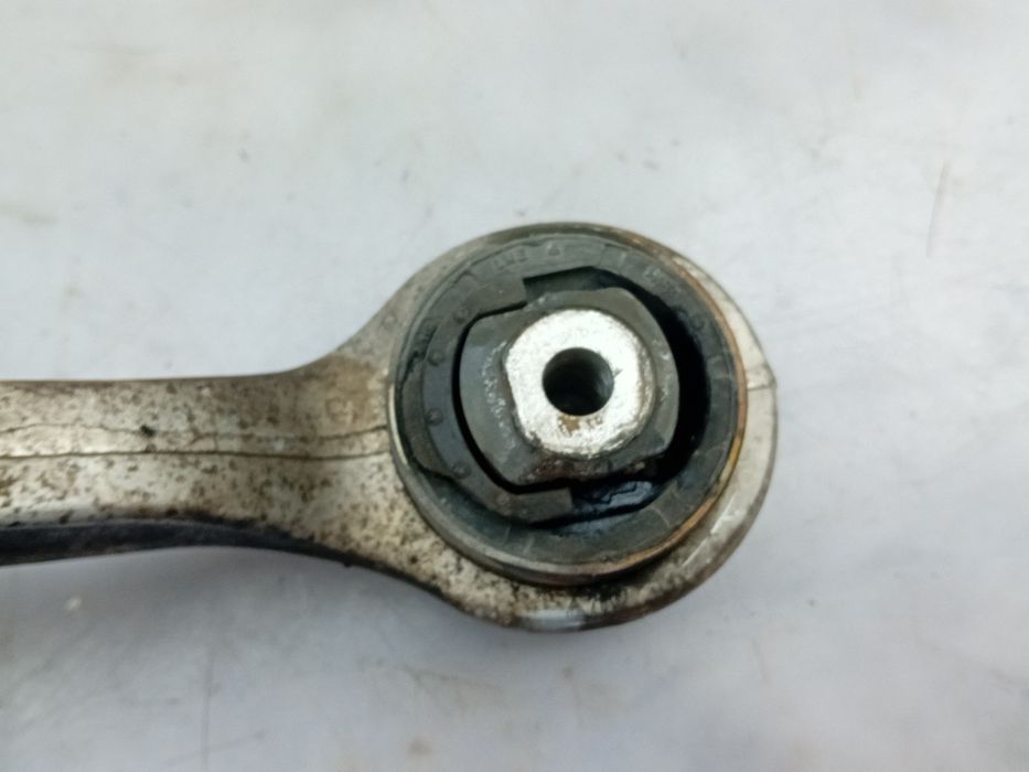 Braço de suspensão frente esquerdo AUDI A4 (8E2, B6)