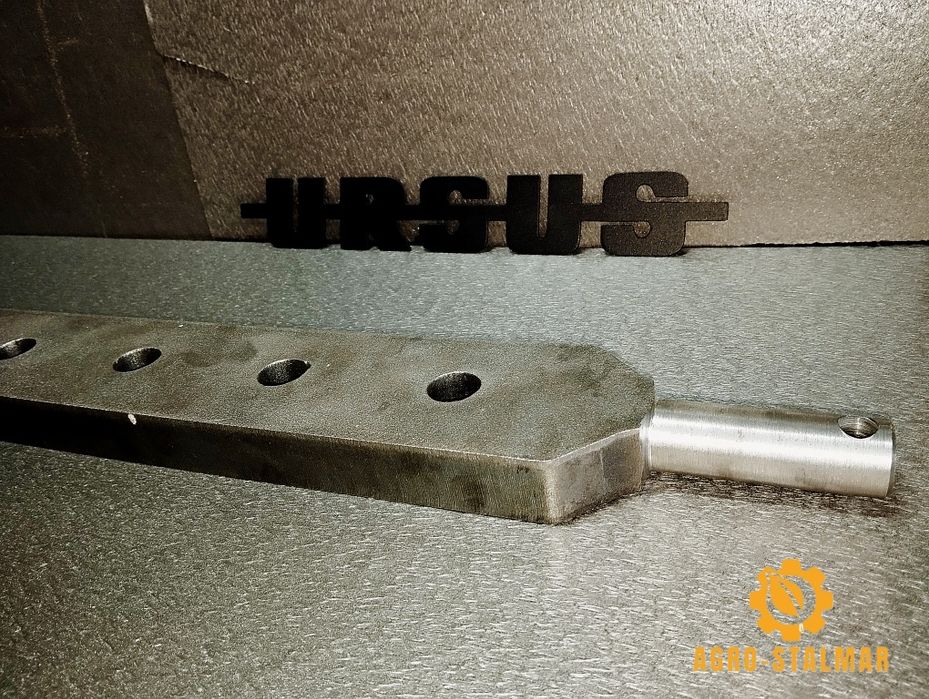 Belka polowa belka zaczepową robocza tylna 980x85x30 Solidna HB400