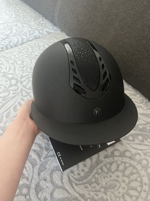 NOWY kask Horze Cadence