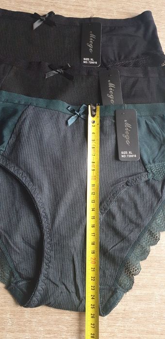 4×Damskie majtki figi w prążek XL