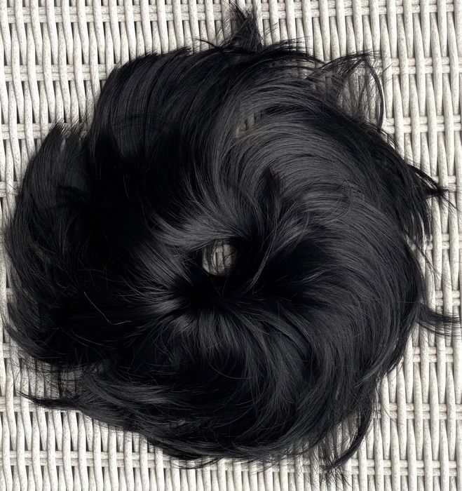 Premium Ultra włosy doczepiane, głęboka czerń, duży kok 269.