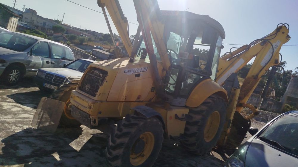 Retroescavadora new holland