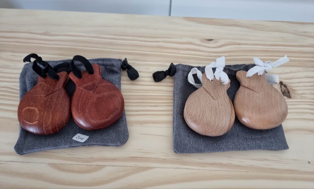 Castanholas excelentes64176752741123122